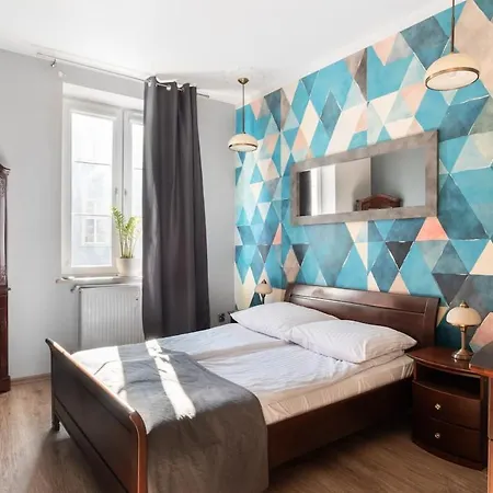 Ulica Dluga, Srodmiescie # Dluga Street Apartment *